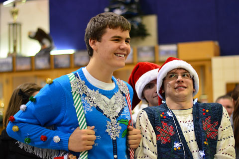 uglysweater_tc_21
